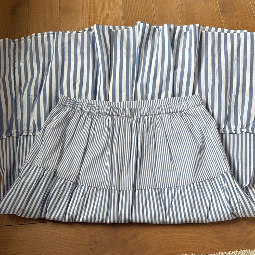 J Crew Tiered Maxi Skirt in Blue Stripe Women’s Medium - Picture 4 of 6